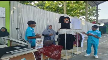 Gelar Produk KIK ditengah Pembagian Raport Semester Ganjil 2025